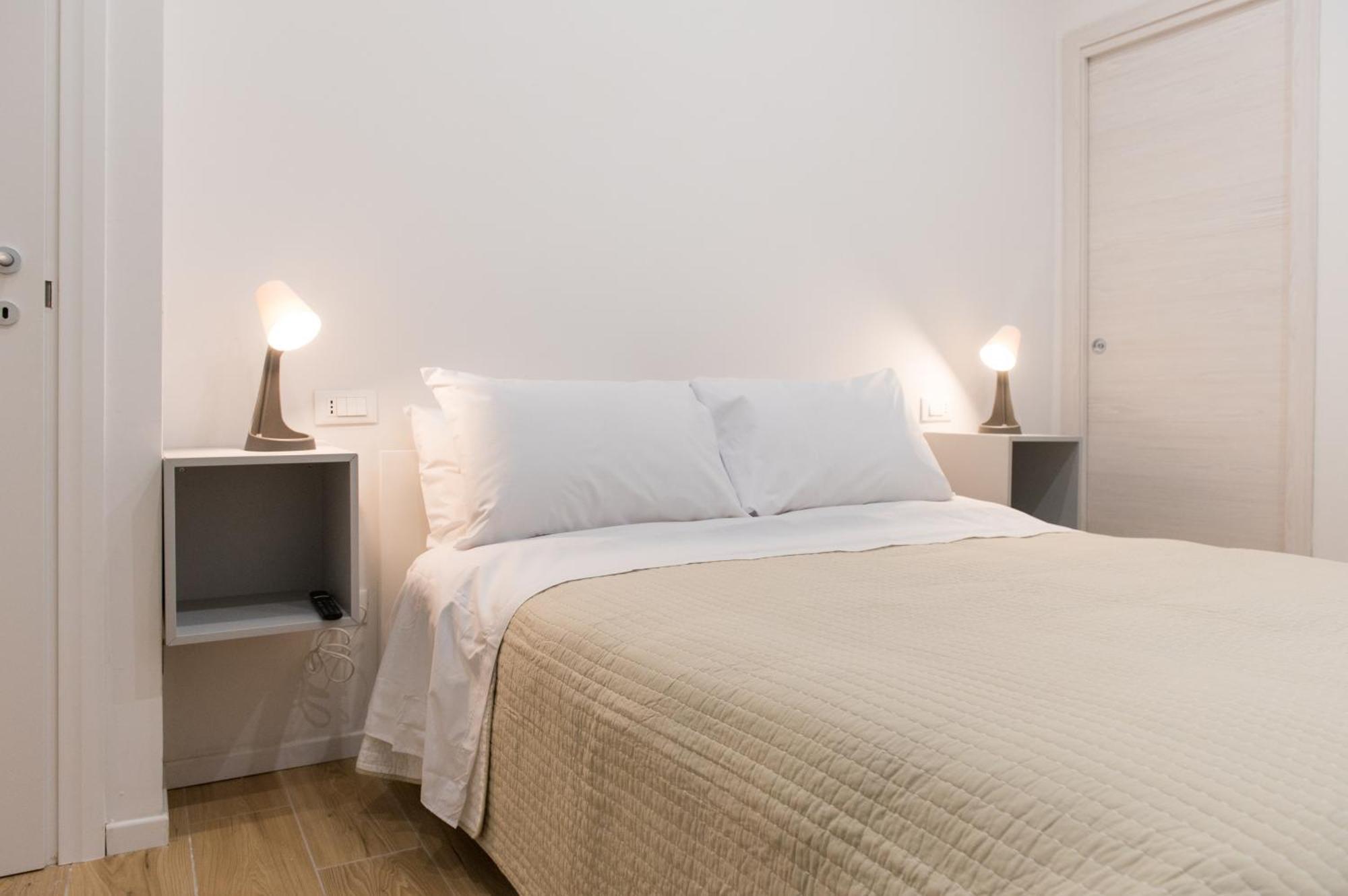 Posterla22 Ensuite Rooms Bologna Exterior photo